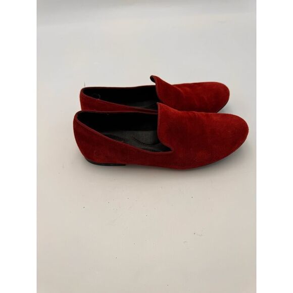 Born Women's Size 6 Slip‎ On Rounded Toe Rubber Outsole Suede Loafers Shoes Red - Picture 1 of 5